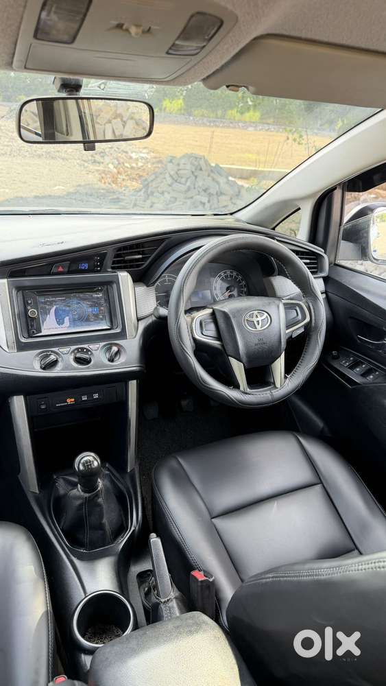 Toyota Innova Crysta 2.4 G Mt 8s, 2017, Diesel