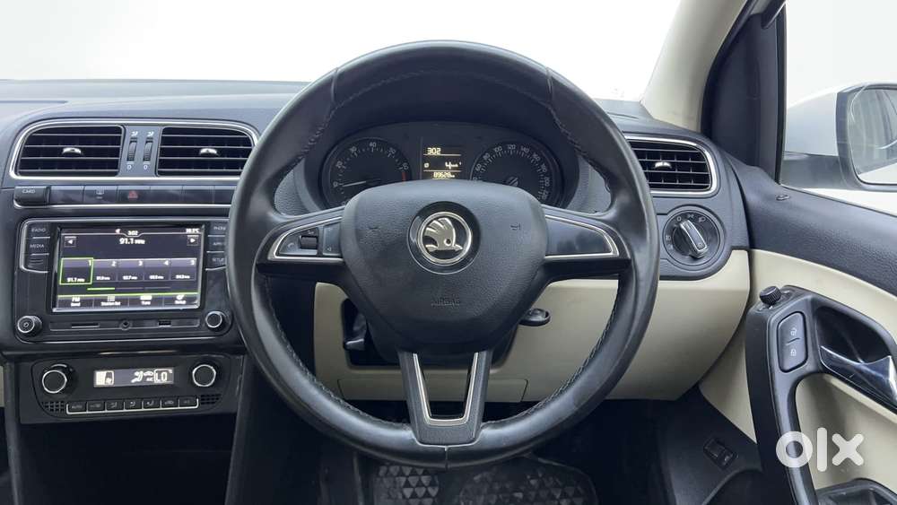 Skoda Rapid 1.6 Mpi Style, 2018, Petrol