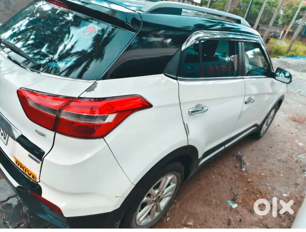 Hyundai Creta 2015 Diesel Automatic 148000 Km Driven Company Service