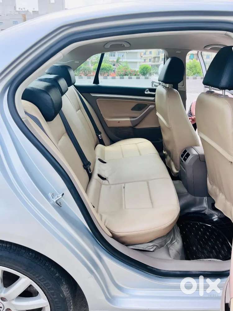 Volkswagen Jetta 2011 Diesel 87800 Km Driven