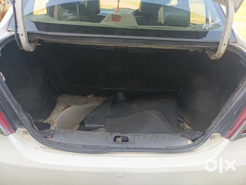 Maruti Suzuki Swift Dzire 2013 Diesel 190000 Km Driven