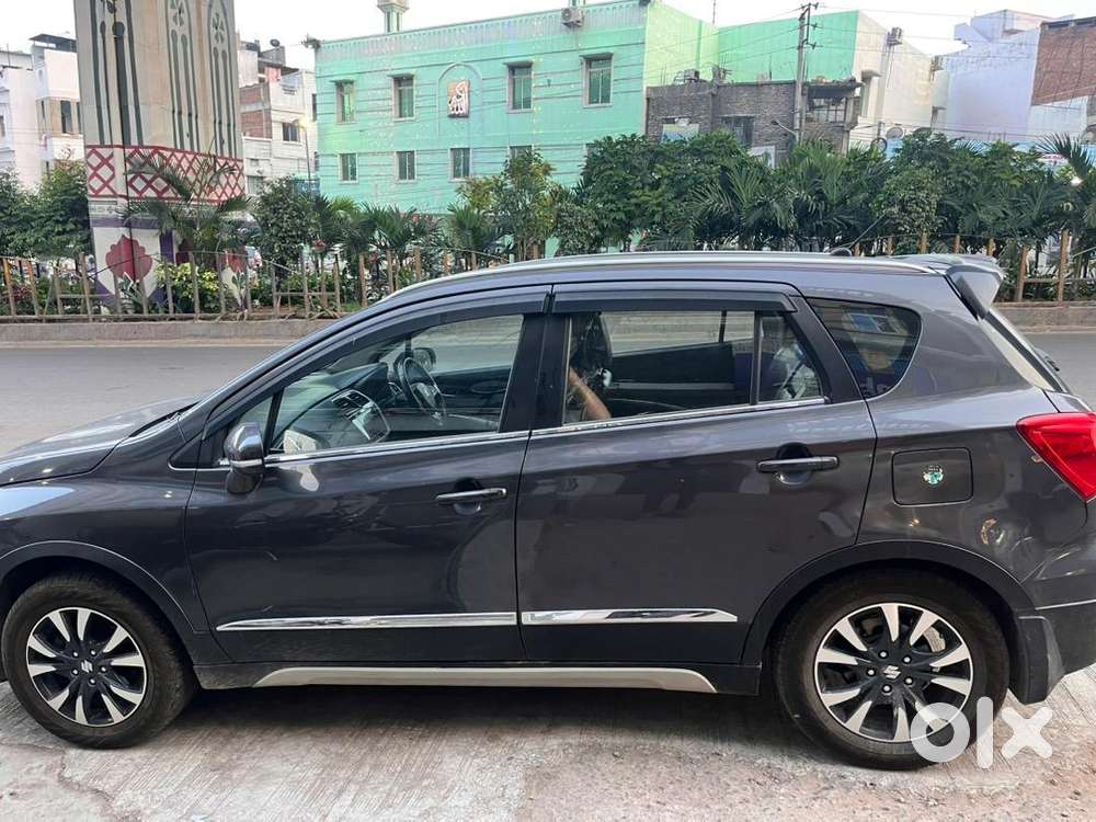 Maruti Suzuki S-cross 2020 Petrol Well Maintained