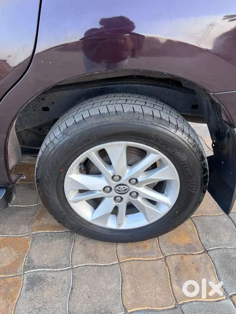 Toyota Innova Crysta 2019