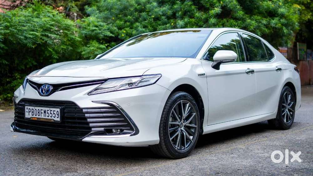 Toyota Camry Hybrid, 2024, Petrol