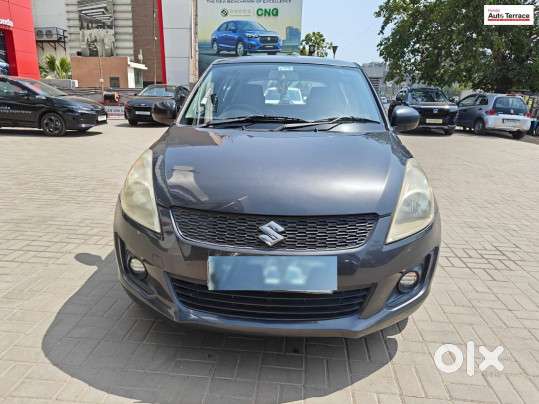 Maruti Suzuki Swift Lxi Option, 2017, Petrol