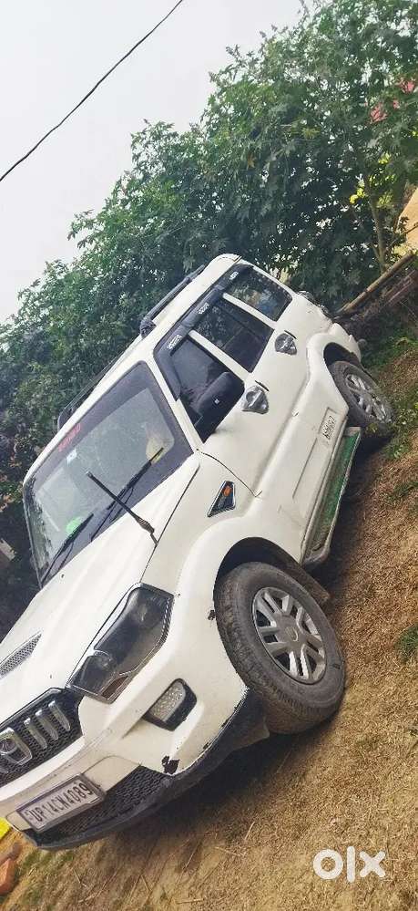 Mahindra Scorpio 2015