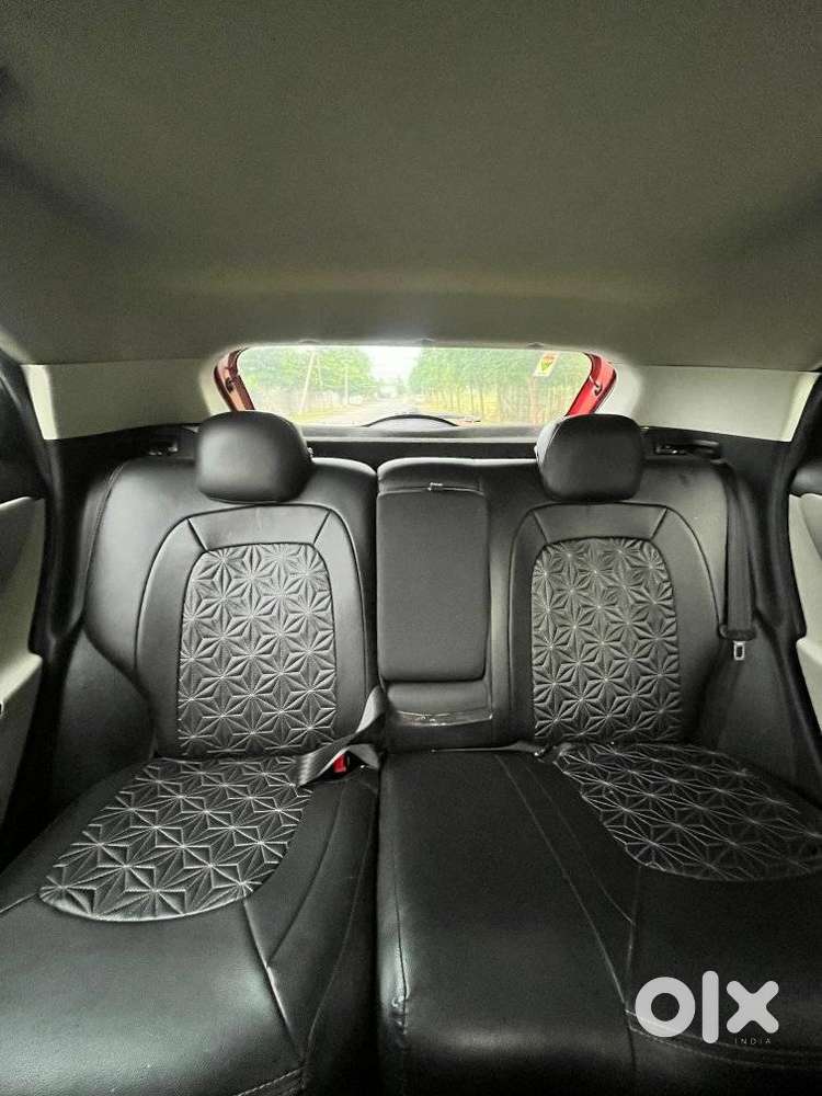Tata Nexon, 2022, Petrol