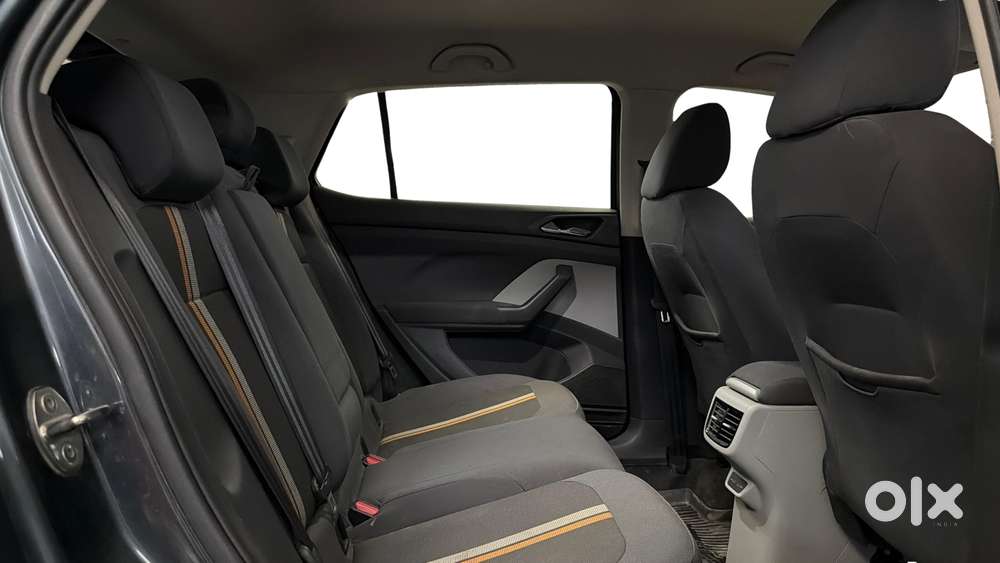 Skoda Kushaq 1.0 Tsi Ambition, 2022, Petrol
