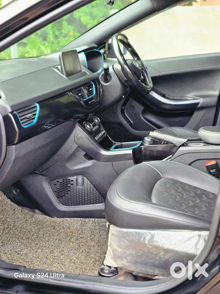 Tata Nexon Ev Xz Plus Dark Edition, 2022, Electric