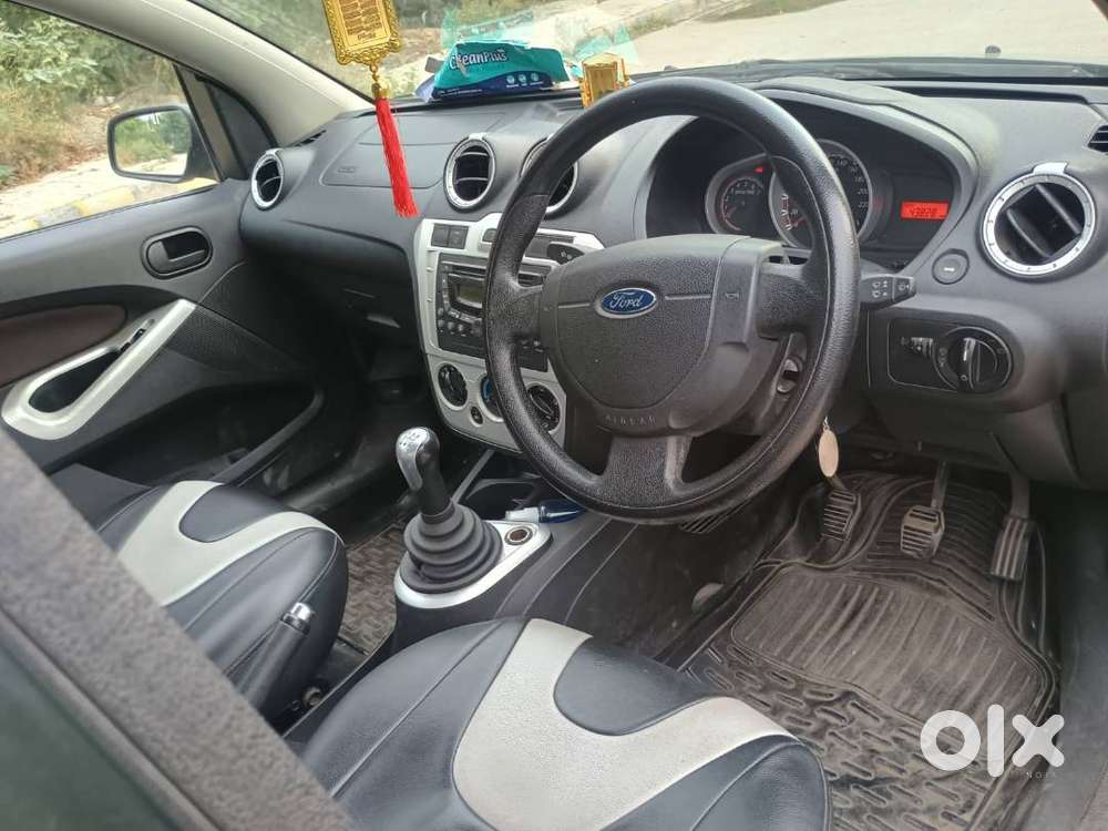 Ford Figo 2011 Petrol 43828 Km Driven Well Maintained