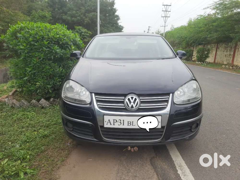 Vw Jetta Highline Diesel Less Used Showroom Track,tyres Good, Chill Ac