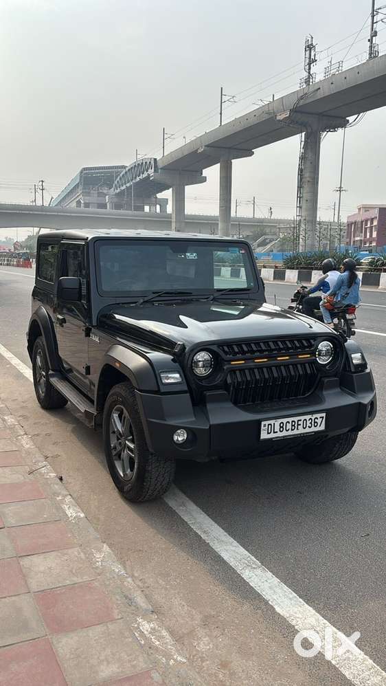 Mahindra Thar Petrol 2023