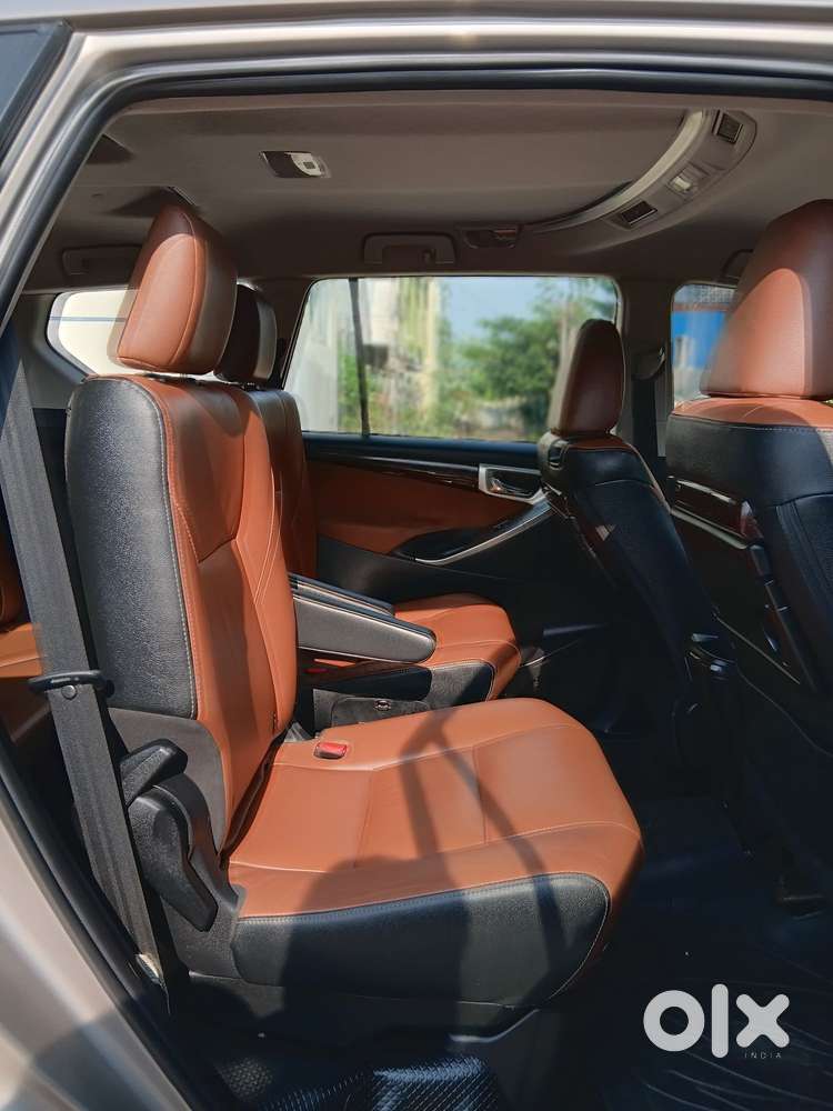 Toyota Innova Crysta 2.8 Z, 2016, Diesel