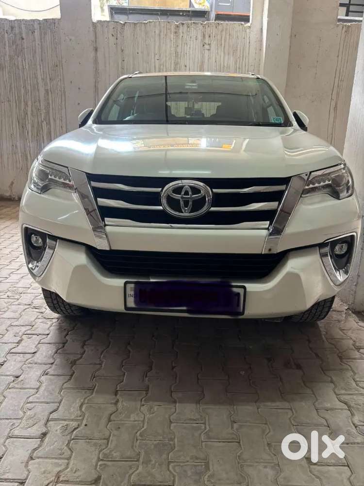 Toyota Fortuner 2018 Diesel 75000 Km 2nd Owner(mint Condition)
