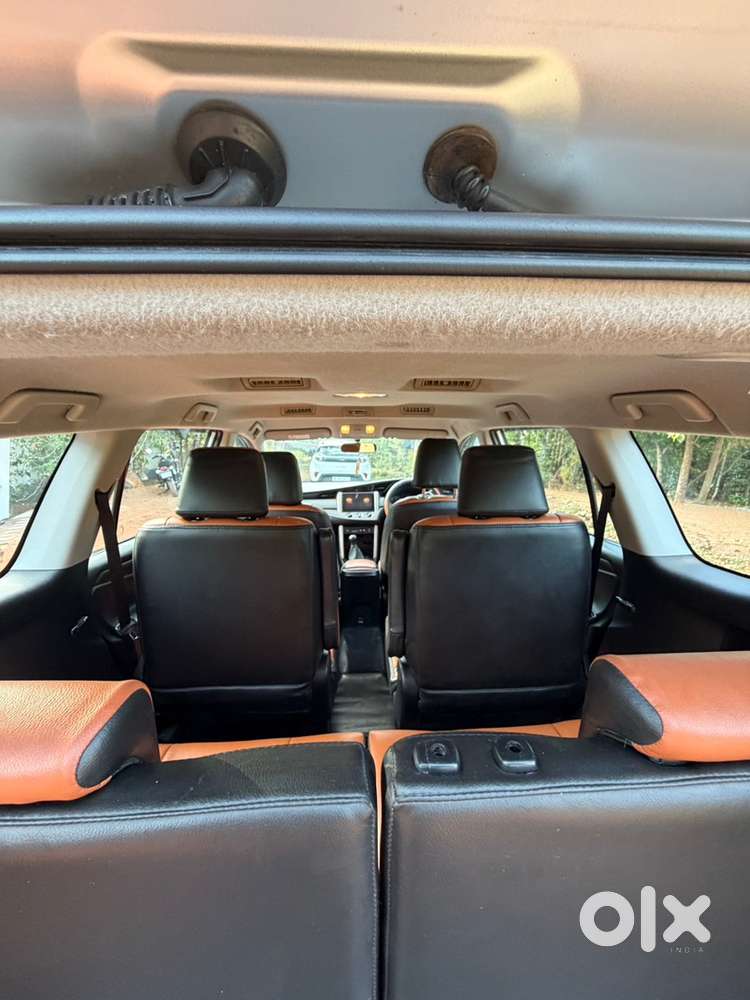 Toyota Innova Crysta 2018 Diesel Well Maintained