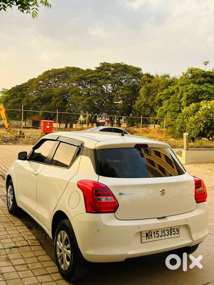 Maruti Suzuki Swift 1.2 Vxi (o), 2024, Petrol