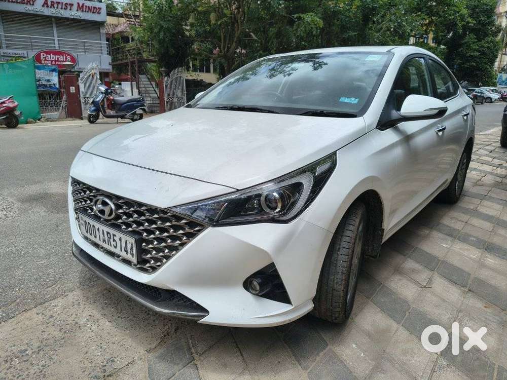 Hyundai Verna 1.5 Sx Vtvt, 2023, Petrol
