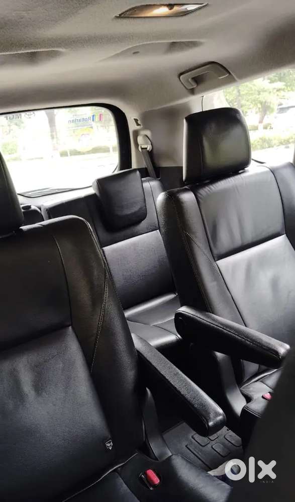 Toyota Innova Crysta 2017 Mt Diesel Dr Owned