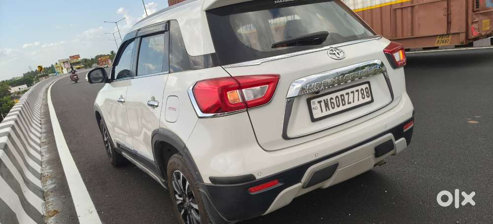 Toyota Urban Cruiser 1.5 Premium Grade Dual Tone At, 2022, Petrol