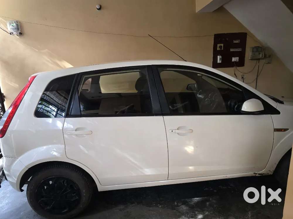 Ford Figo Petrol 2013 Manual