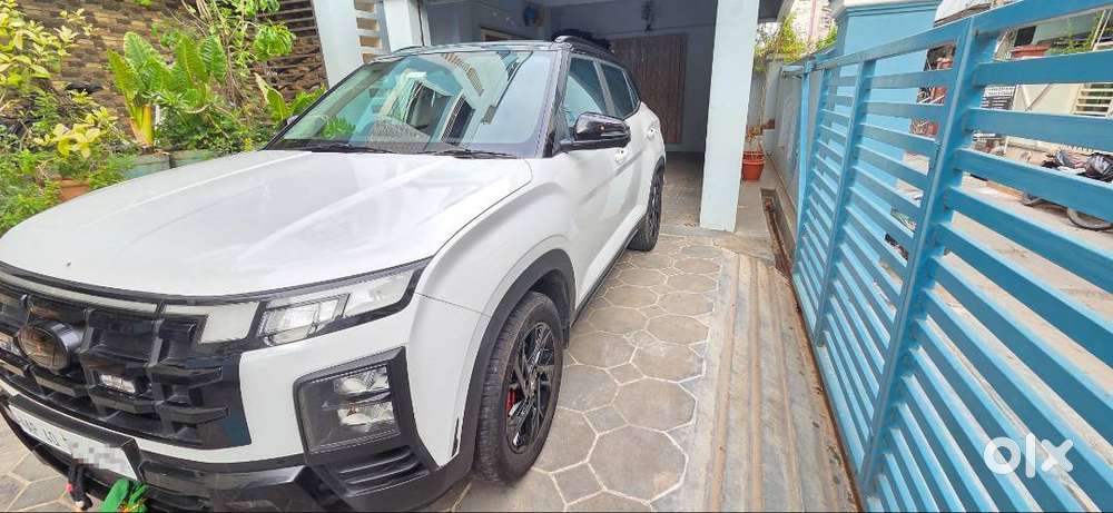 Creta Sx(o) Knight Edition Dual Tone