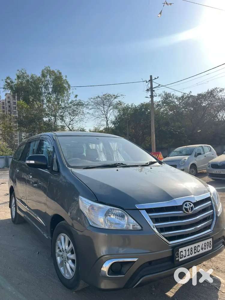 Toyota Innova 2014 Diesel Well Maintained