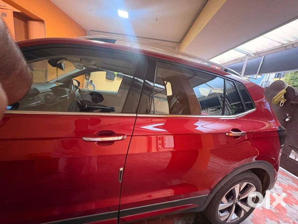 Volkswagen Taigun 1.0 Tsi Highline At, 2023, Petrol