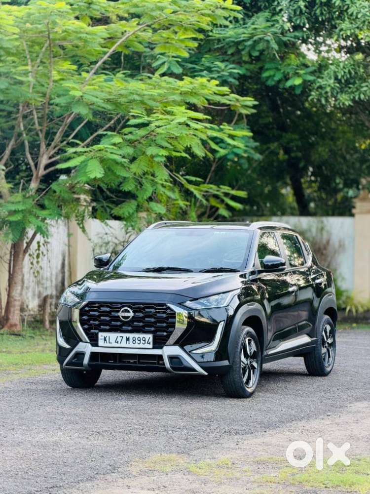 Nissan Magnite N-connecta Mt, 2025, Petrol