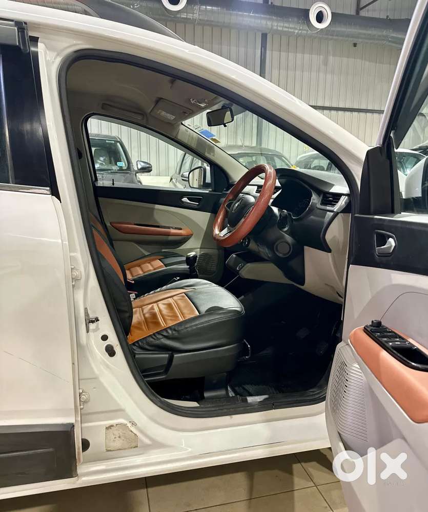 Renault Triber Rxz, 2019, Petrol