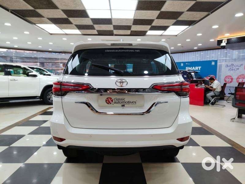 Toyota Fortuner [2021-ongoing] 2.7 2wd Petrol At, 2022, Petrol
