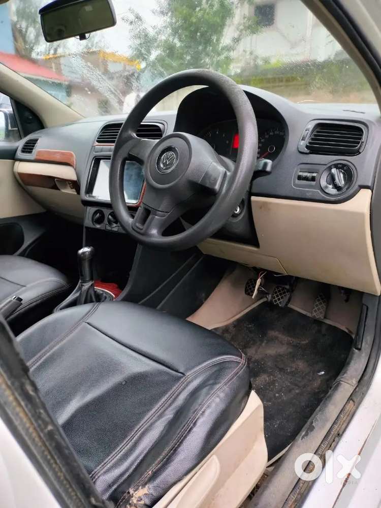 Volkswagen Polo Petrol 2011