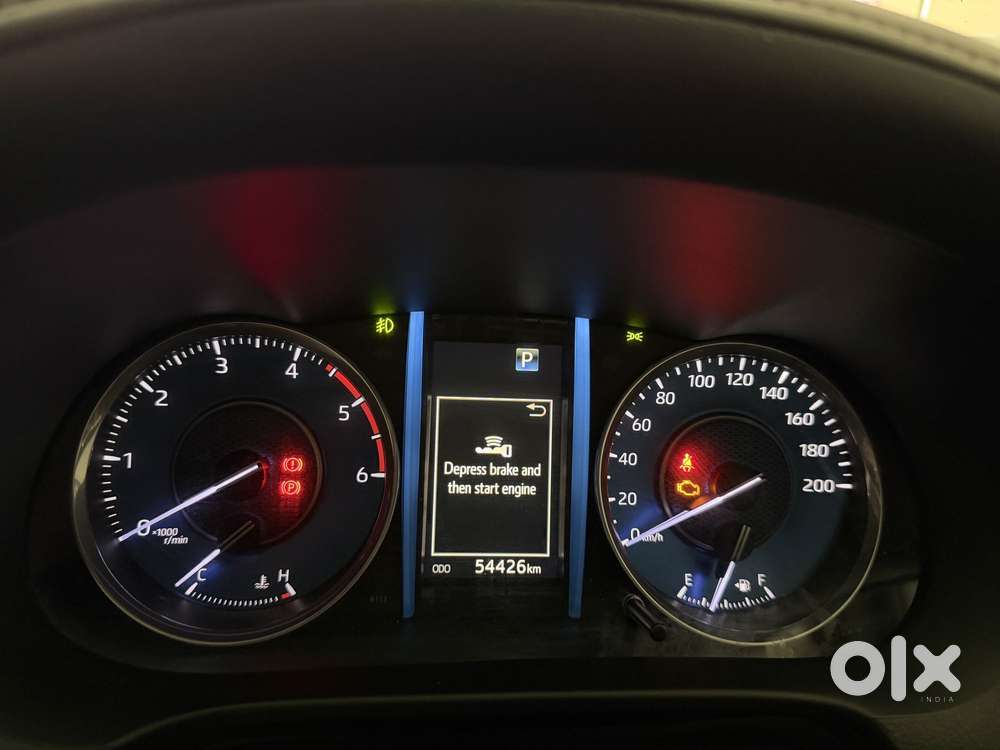 Toyota Fortuner 4x2 At 2.8 Diesel, 2022, Diesel