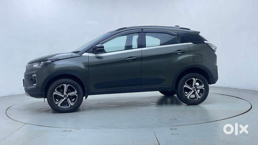 Tata Nexon 1.2 Revotron Xza Plus, 2022, Petrol