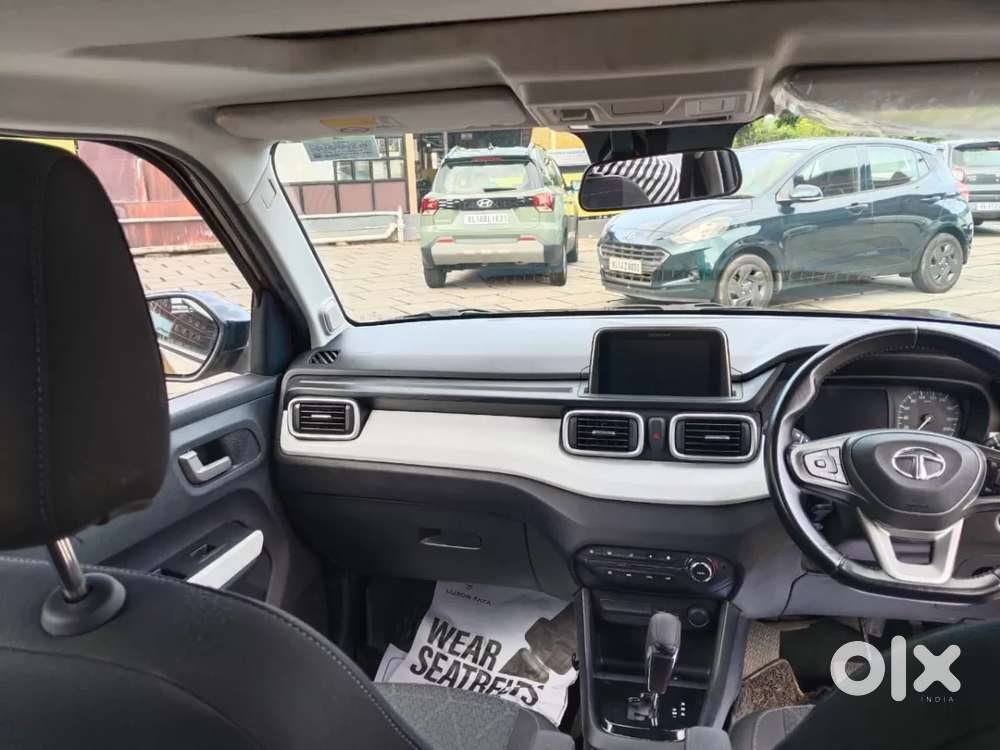 Tata Punch Creative Dual Tone Amt Sunroof, 2023, Petrol
