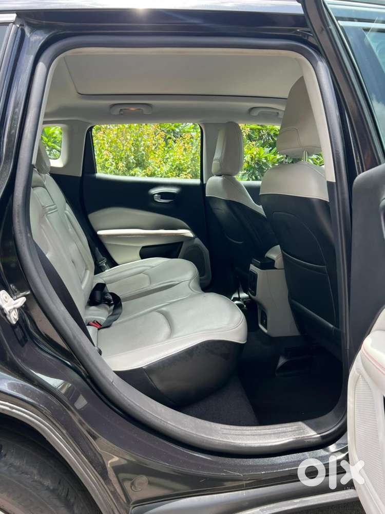 Jeep Compass Limited Plus  1.4 Sunroof