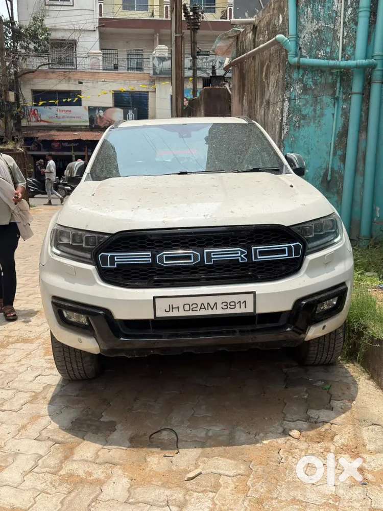 Ford Endeavour 2016 Diesel Well Maintained