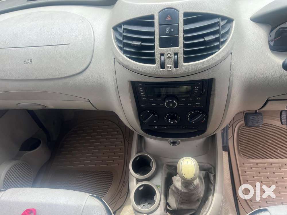 Mahindra Quanto C8, 2012, Diesel