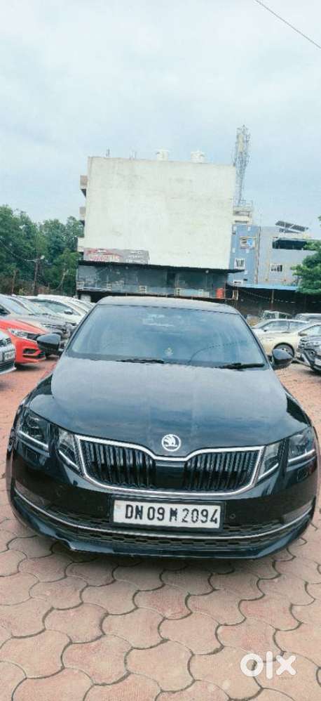 Skoda Octavia 1.8 Tsi At Style, 2018, Petrol