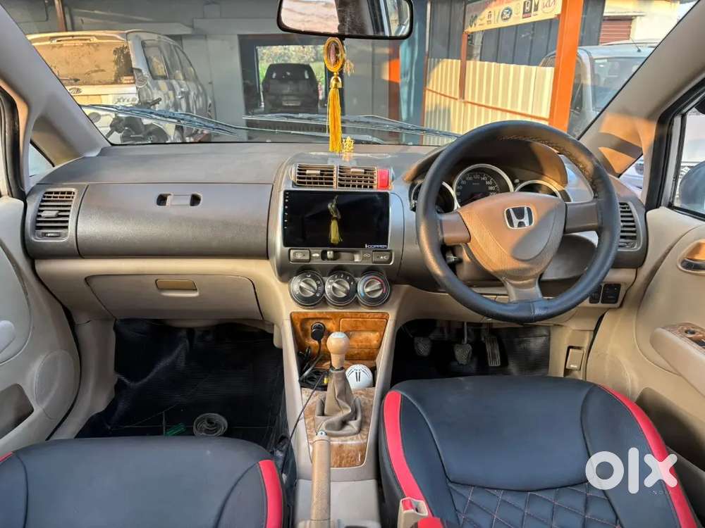 Honda City Zx 2004 Petrol Well Maintained