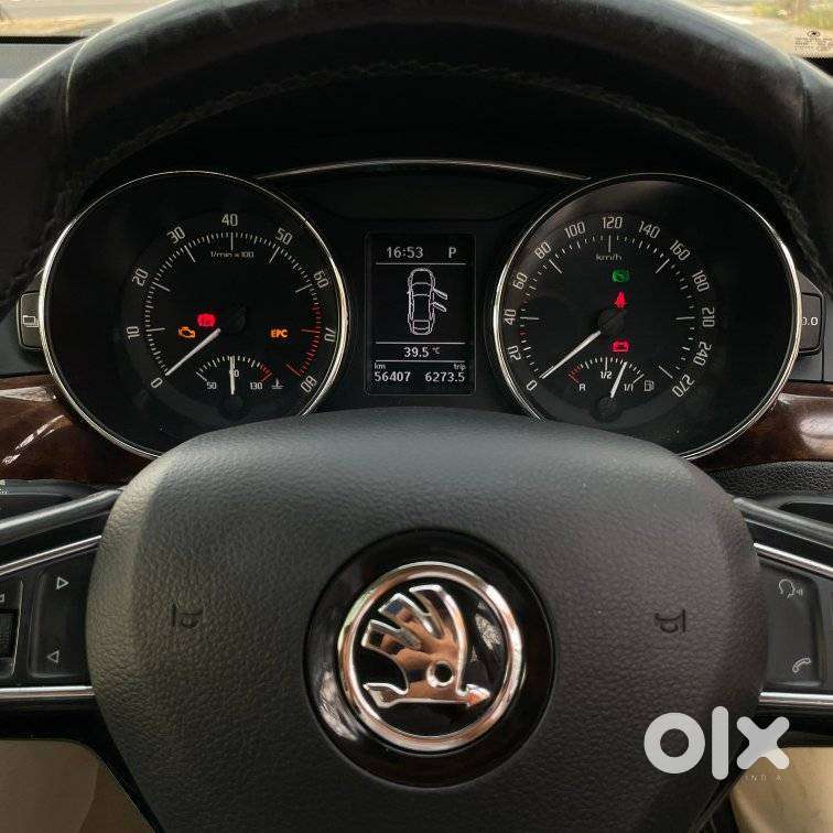 Skoda Superb Elegance 1.8 Tsi At, 2014, Petrol