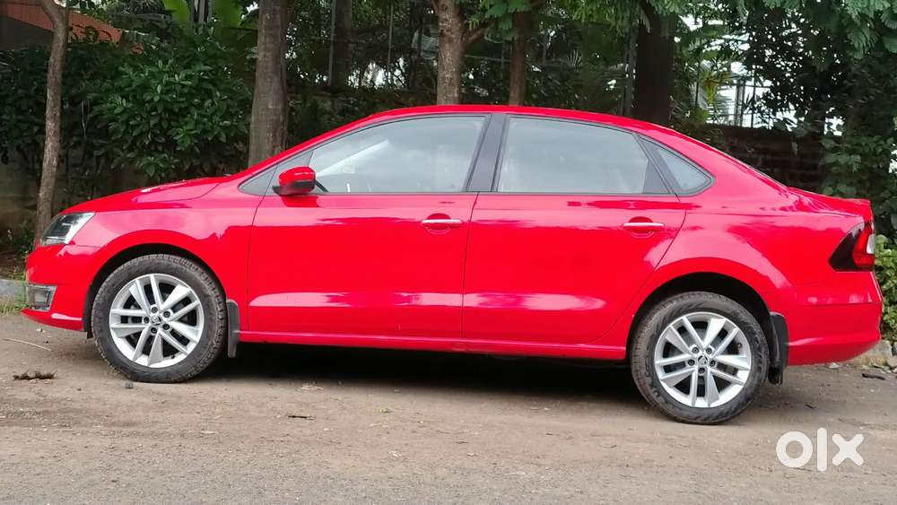 Skoda Rapid Elegance 1.6 Mpfi At, 2017, Petrol
