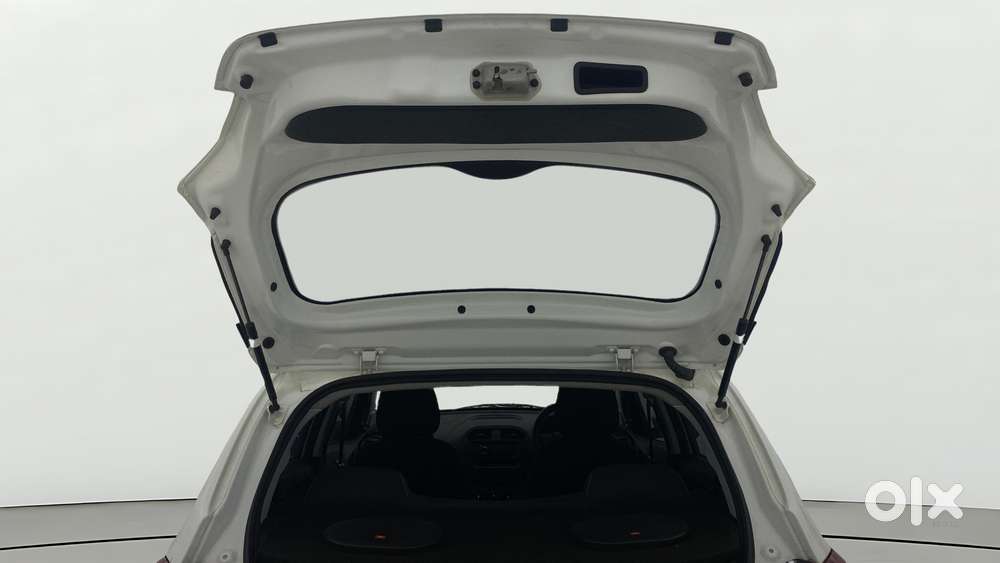 Tata Tiago Xe, 2023, Petrol