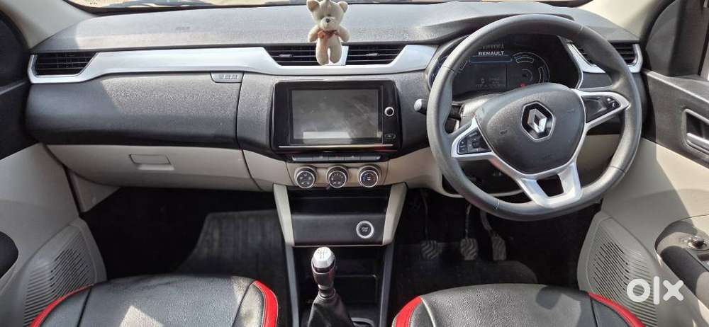 Renault Triber Rxz, 2021, Petrol