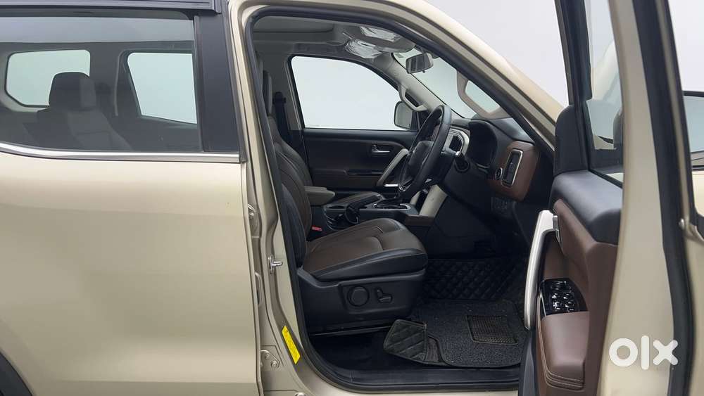Mahindra Scorpio N Z8 L Petrol At 6 Str, 2022, Petrol