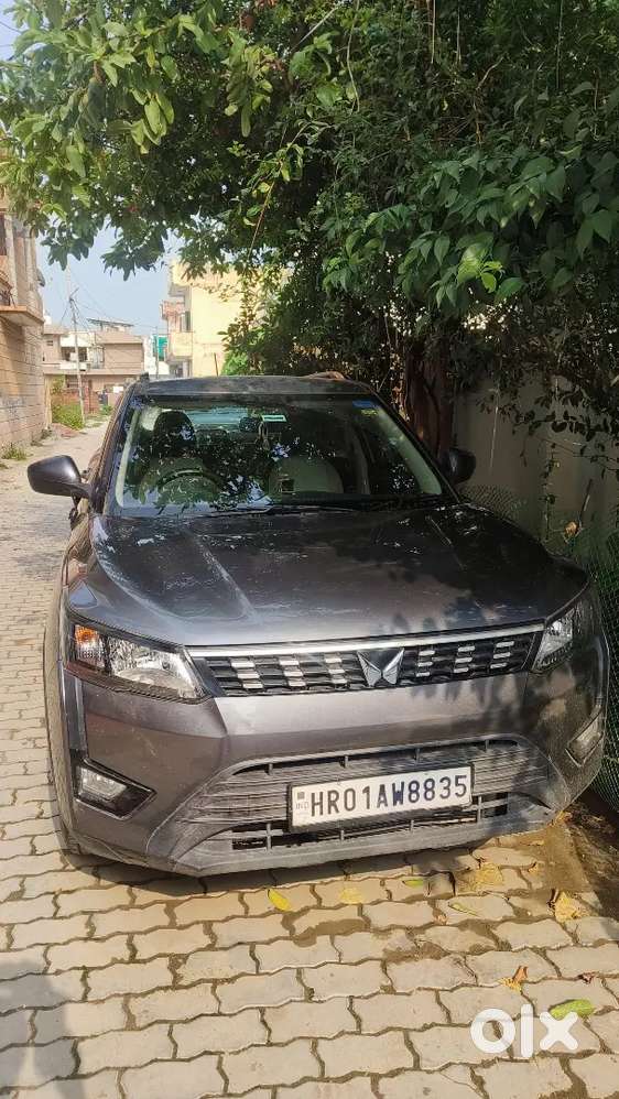 Mahindra Xuv300 1.2 W6 2022