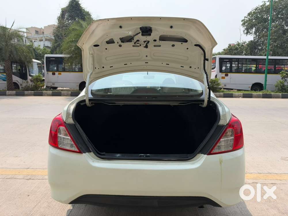 Nissan Sunny Xv, 2018, Petrol