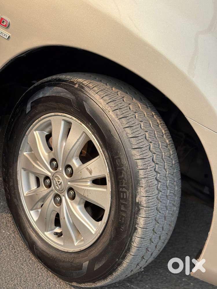 Toyota Innova 2.5 V 7 Str, 2012, Diesel