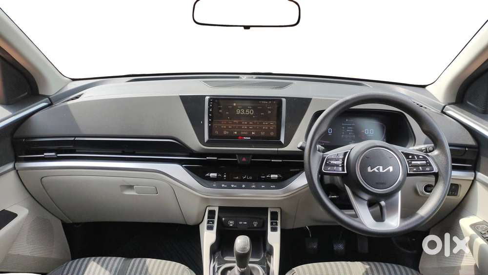 Kia Carens 1.4 Prestige Plus Turbo 7 Str, 2022, Petrol