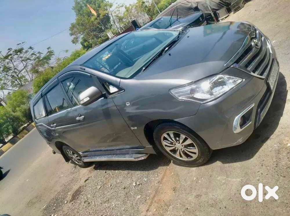 Toyota Innova 2010