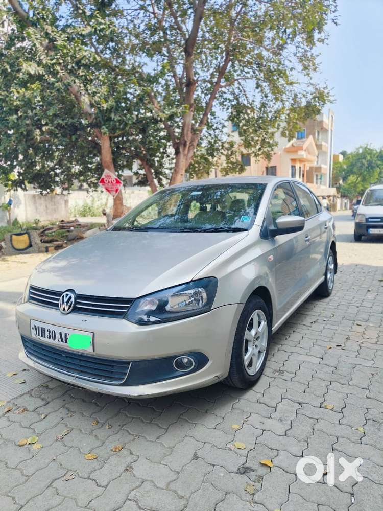 Volkswagen Vento 2010-2013 Petrol Highline, 2013, Petrol